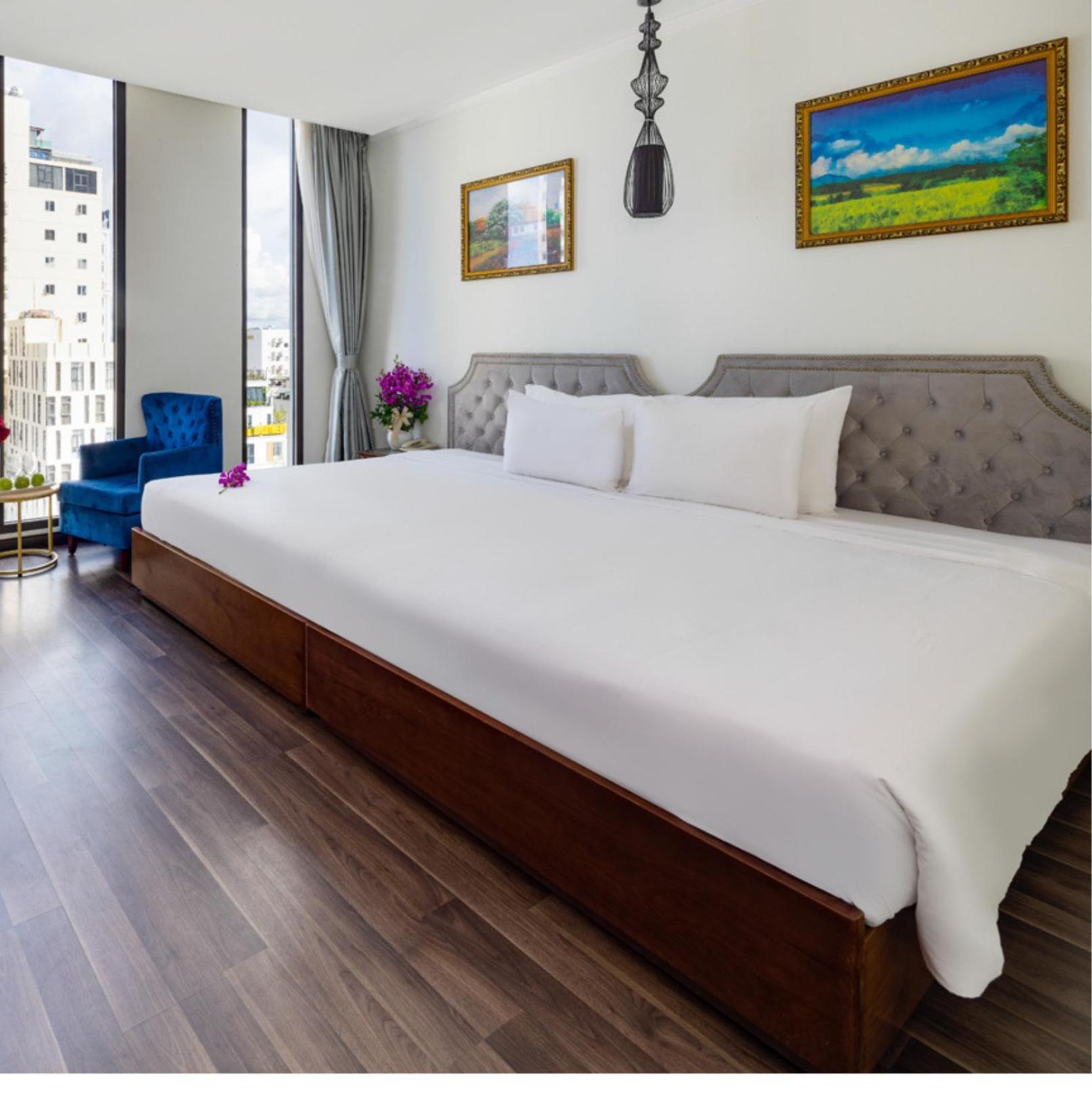Minh Chau Premium Hotel Danang Exterior photo