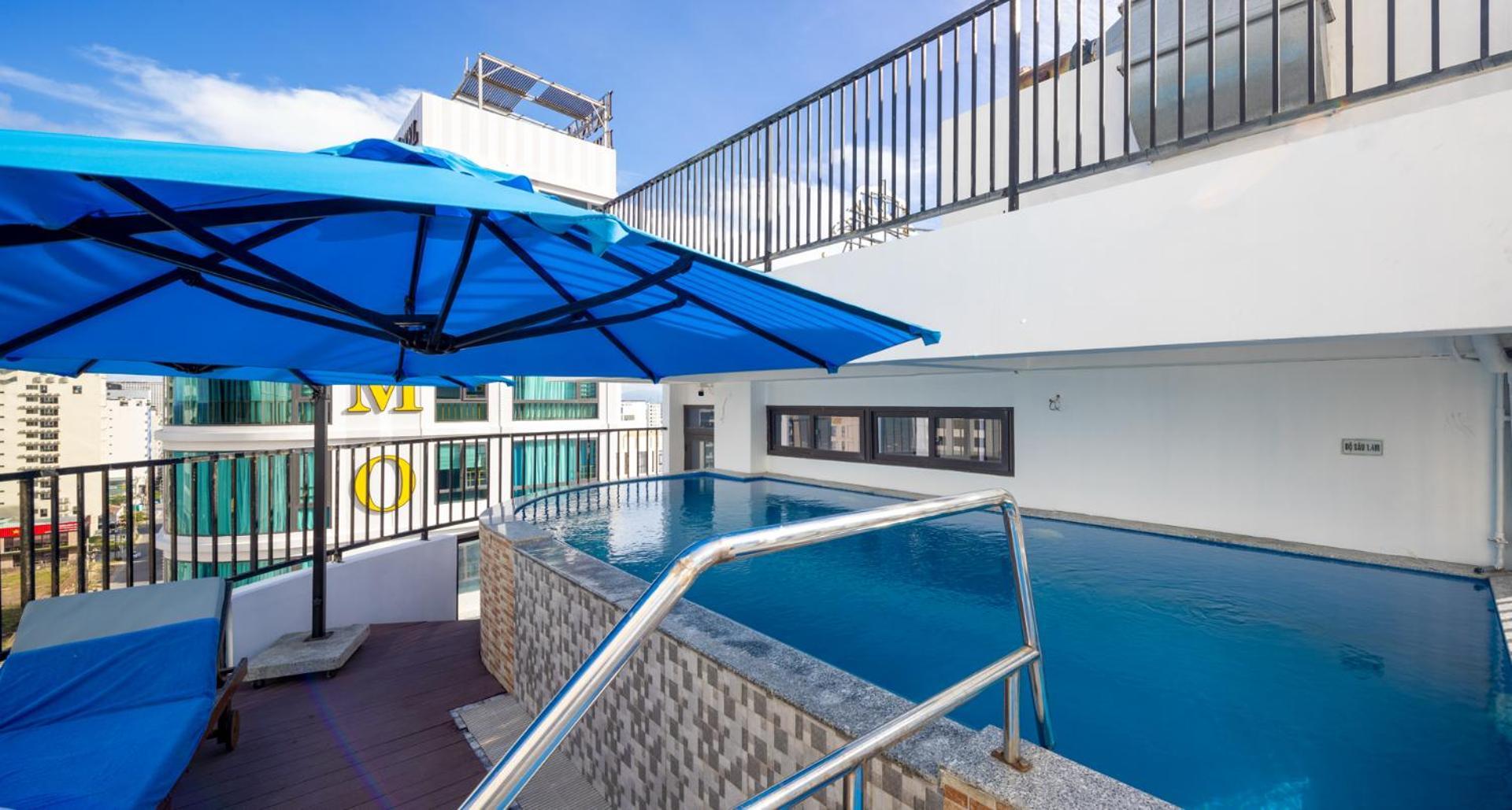 Minh Chau Premium Hotel Danang Exterior photo